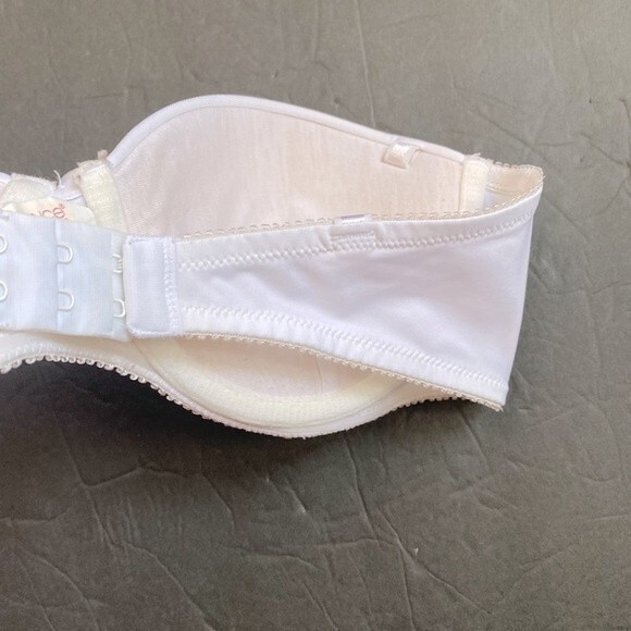Lily of France White Strapless Push-up Bra in Size 34C - Picture 4 of 9